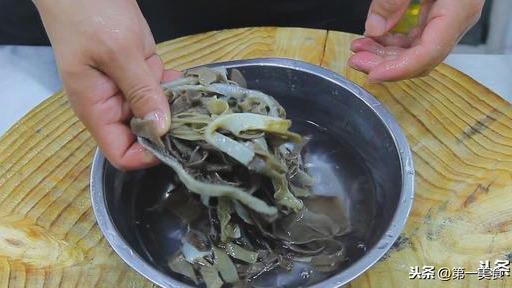 牛肚需要这些配菜，才能有效的去腥入味，增筋保鲜，厨师长的经验