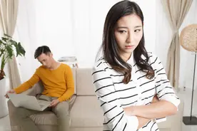 经常吵架的情侣，为什么总是话说不到一块儿？图片