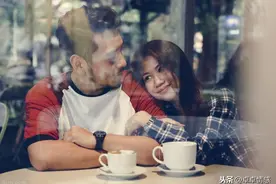 面对情人和丈夫，女人会毫不犹豫的选择谁？三个女人说出了心声图片