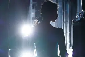 黄磊罕见晒照大方炫妻，自称担任煮夫喂肥孙莉？网友却称赞太美图片