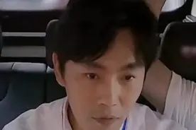 42岁秦昊曾胖到走路磨腿，为事业减肥，岳云鹏沙溢在旁太尴尬图片