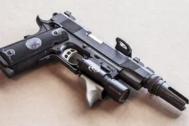 轻武器欣赏之手枪篇，手枪中的颜值担当，经典的1911来袭图片