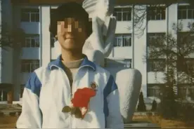 女孩出国留学17年音讯全无，只因父亲骂了她，现在想见也见不到了图片