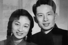 “高营长”冯喆：49岁绝望自杀，妻子死后不愿与他合葬图片