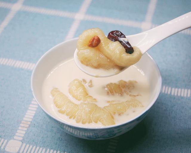 花胶汤不适合哪些人吃 花胶是一种滋补的煲汤食材,什么人不适合吃花胶