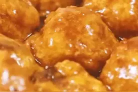 喜欢酸甜口的看过来，鸡胸肉做的糖醋鸡肉丸，酸甜可口、肉嫩多汁图片