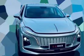 红旗全新轿车曝光，代号“E111”，轴距近3米，前脸造型魔幻图片