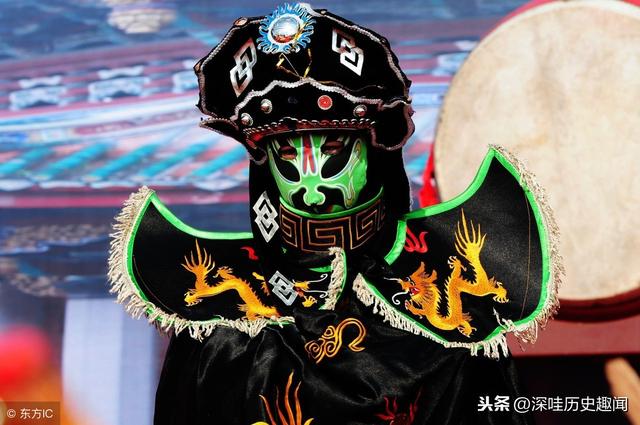 川剧"变脸",是用什么障眼法瞒过你的眼的呢?