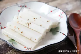 舌尖上的东北春节：蒸年糕、铜火锅、血肠和皮冻，忘不掉的味道图片
