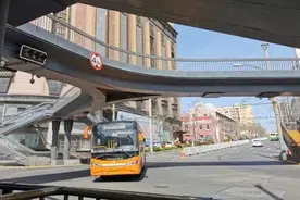 一座桥串起三个家，中山路上国货、环球和新华书店，还记得它们吗图片