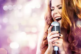 唱歌“要命”！大连女士飙《青藏高原》险送命—声乐导师怎么看？图片