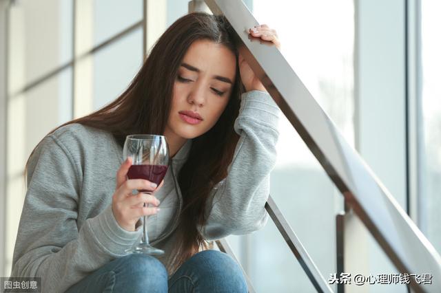 解读渣男撩妹常用的情话，女人遇到这三类要小心