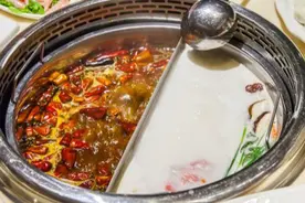 每次吃完火锅总是一身味！一分钟教你衣服除异味，早学早用图片