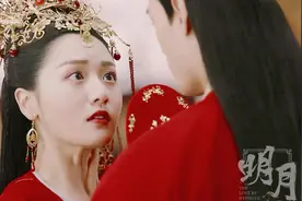 《明月照我心》热播中，女主扮演者凌美仕甜美可爱，十分耐看图片