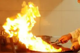 餐饮行业厨师长都有哪些潜规则？内幕曝光图片