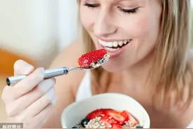 吃水果有学问图片