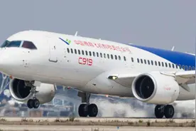 C919加油，中国今年又巨资购买76架客机，钱不能都让别人挣图片
