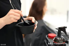经期不宜染头发，纯植物染发剂也不例外图片