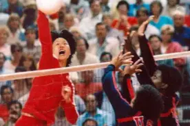 盘点女排队史最佳阵容：朱婷郎平当之无愧，丁霞张常宁还差一点图片