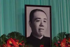 相声界凭什么这两位敢“称王”？“三无相声”不是随便谁都能驾驭图片