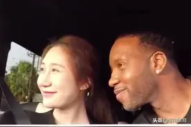 麦迪扮专车司机载中国美女!问她认识哪个运动员:科比,麦迪巨尴尬图片