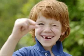 孩子换牙不用在意？父母别大意，在换牙期间有这么多讲究图片