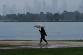 降雨频繁 澳大利亚墨尔本经历20多年来最潮湿8月图片