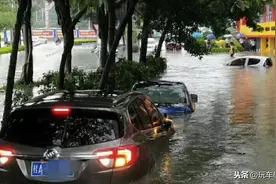 问题来了，下雨天、潮湿环境下还能充电吗？图片