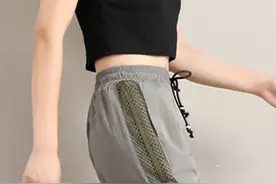 个矮的女人最好别穿阔腿裤，三伏天学下图穿"防蚊裤"，显瘦显腿长图片