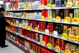 白酒不用买贵的，这7种“廉价”酒也不错，都是纯粮酒，好喝不贵图片