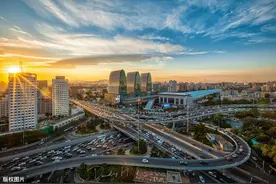 全国政协委员建议：北京取消对天津汽车的限行政策图片