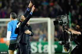 详解：世界足坛防守反击战术最流行的2种模式，穆里尼奥引领风骚图片