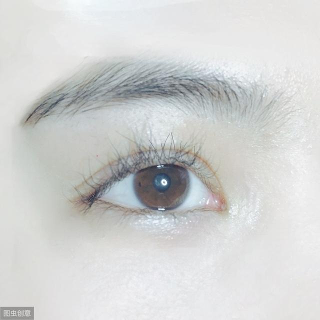 眼皮跳的三种原因并不是有财或者有灾，这种情况要警惕