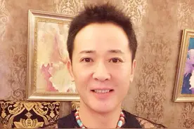 “广告歌王”汪正正：给老婆下跪的汉子不丢人图片