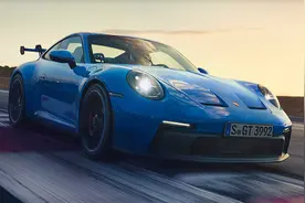 纽北6分59秒 刚出生就上赛道的911 GT3到底多豪横图片