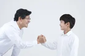 孩子是否诚实由家长教育态度决定，养成诚信品格的3个关键图片
