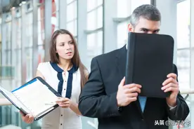 职场中，为什么领导总是拿老实人开刀，而不动聪明人？图片