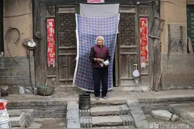 百年地主院子里几经易主，9旬老夫妻俩坚持在这里度暮年，看为啥图片