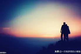 小人相互拆台，结果一起垮台；强者互帮互助，结果实现共赢图片