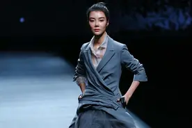 车晓T台秀不输超模，170公分仅82斤！体重不过百全靠普拉提图片