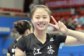江苏186cm长腿女神：她被郎平选中，19岁入选国家队，同年拿下奥运冠军！图片