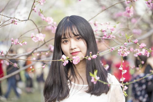 消防员一个举措，让美女以身相许，婚后更是羡煞旁人