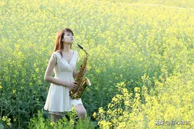 女人到了这3个岁数，才会主动去找男人图片