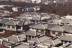 兰州19栋违建别墅被没收 部分隐匿建在百年梨园里图片