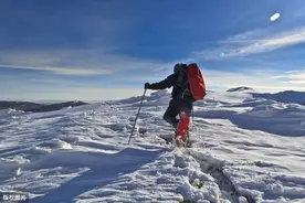 世界十大高峰之一珠穆朗玛峰图片