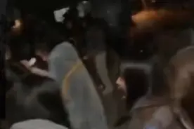 重庆万州发生3.2级地震 学生穿睡衣跑下宿舍楼避险图片