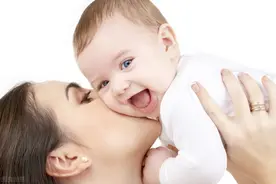 母亲与儿子发生口角该如何解决？图片