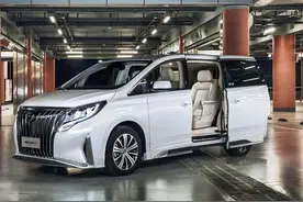 豪华不输别克GL8，爱信8AT+航空座椅，广汽传祺GM8真香图片