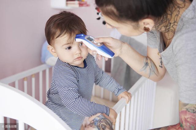 小儿发烧，选择吃美林混悬液还是泰诺林滴剂？您选对了吗？