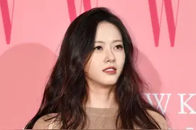 高雅拉近照 身材高挑 真是漂亮美丽图片